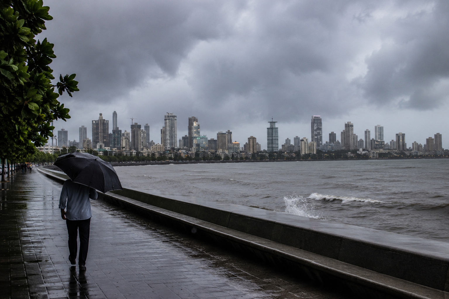 Mumbai Weather Today: Monsoon Stalls Over Konkan Ahead of Maharashtra Awaiting Widespread Rainfall.